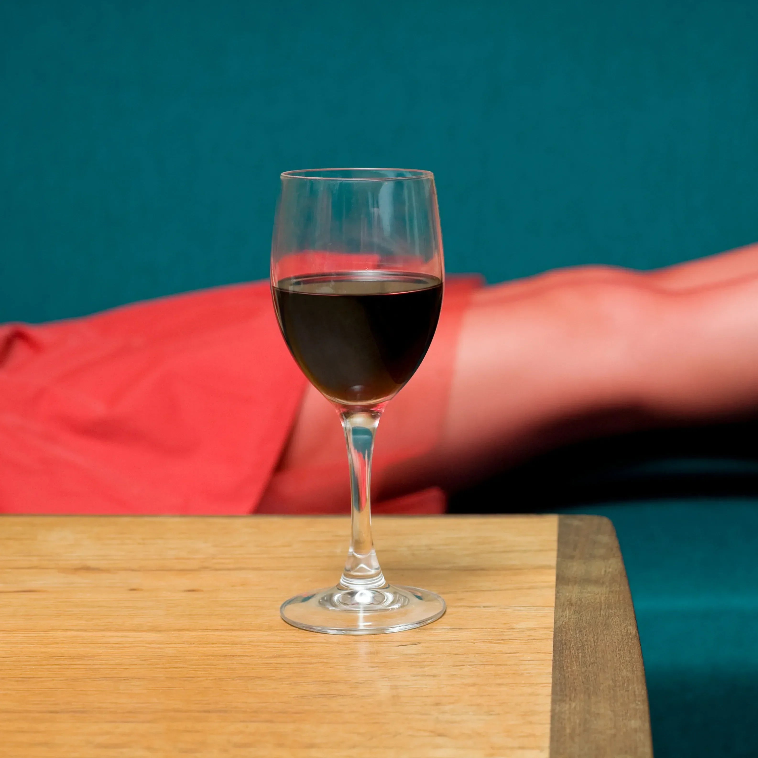 Alcohol and Hot Flashes: What's the Connection?
